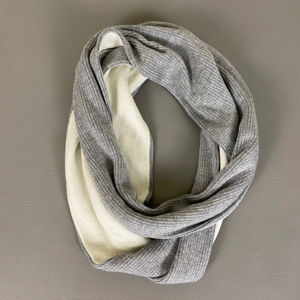 Chico's Infinity Scarf Reversible Neck Warmer Sweater Matchback Heather Gray NWT